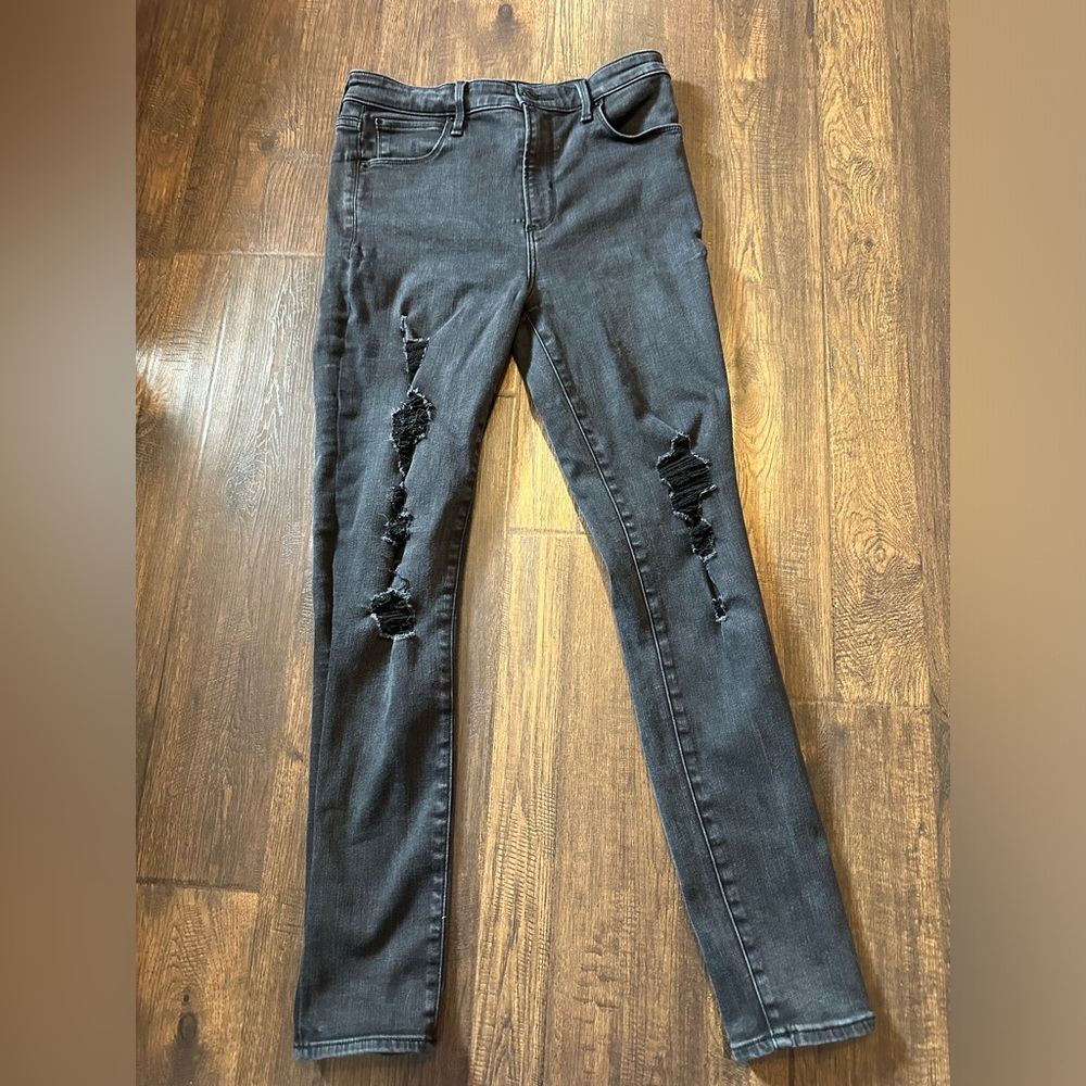 ❤️‍🔥2/$20❤️‍🔥Abercrombie&Fitch Distressed Skinny Jeans Size 6/28 Simone Hi-Rise